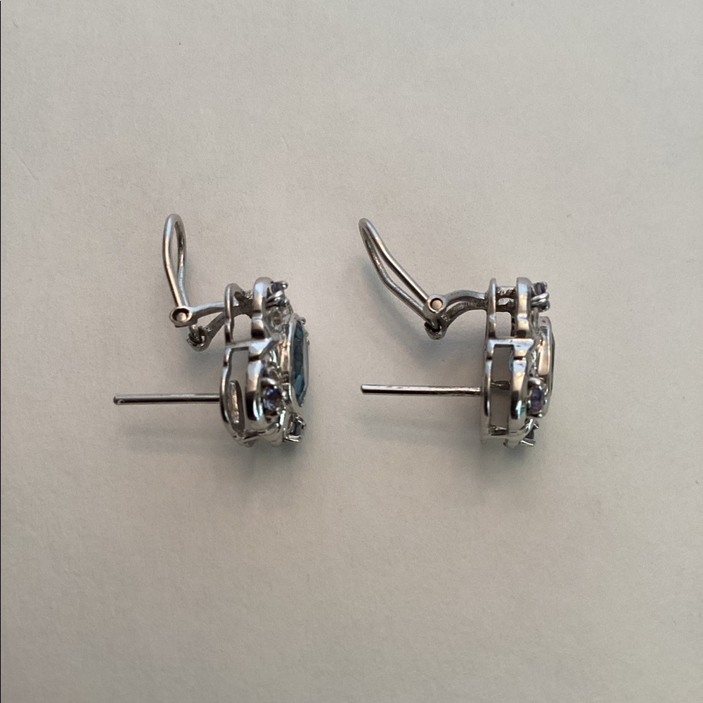 10k LONDON BLUE TOPAZ LEVERBACK EARRINGS - Picture 2 of 5